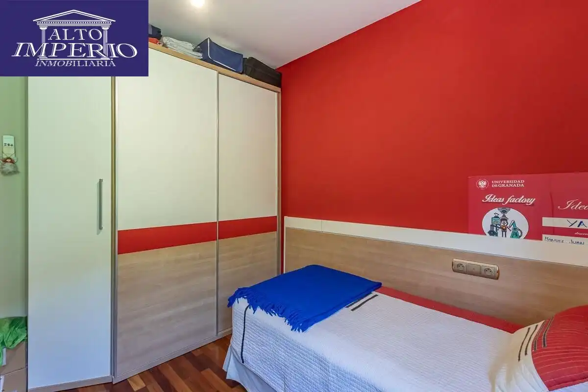 Bedroom of Houses for sale in Granada  with Air Conditioner, Heating and Private garden
