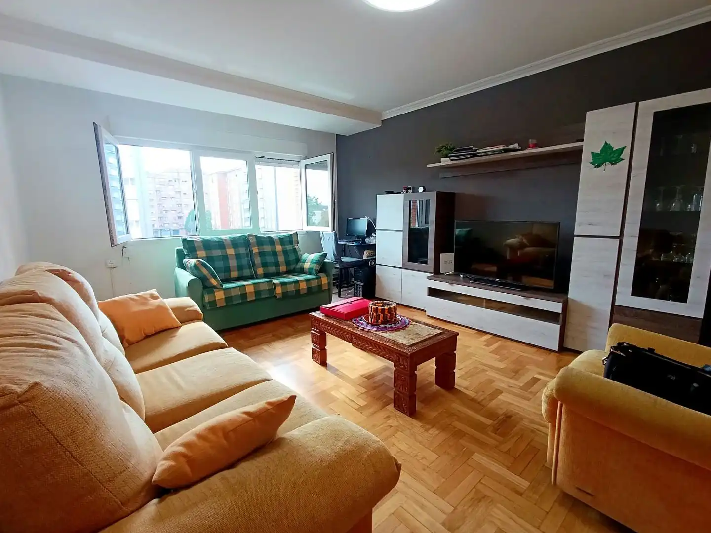 Sala de estar de Piso en venta en Gijón 