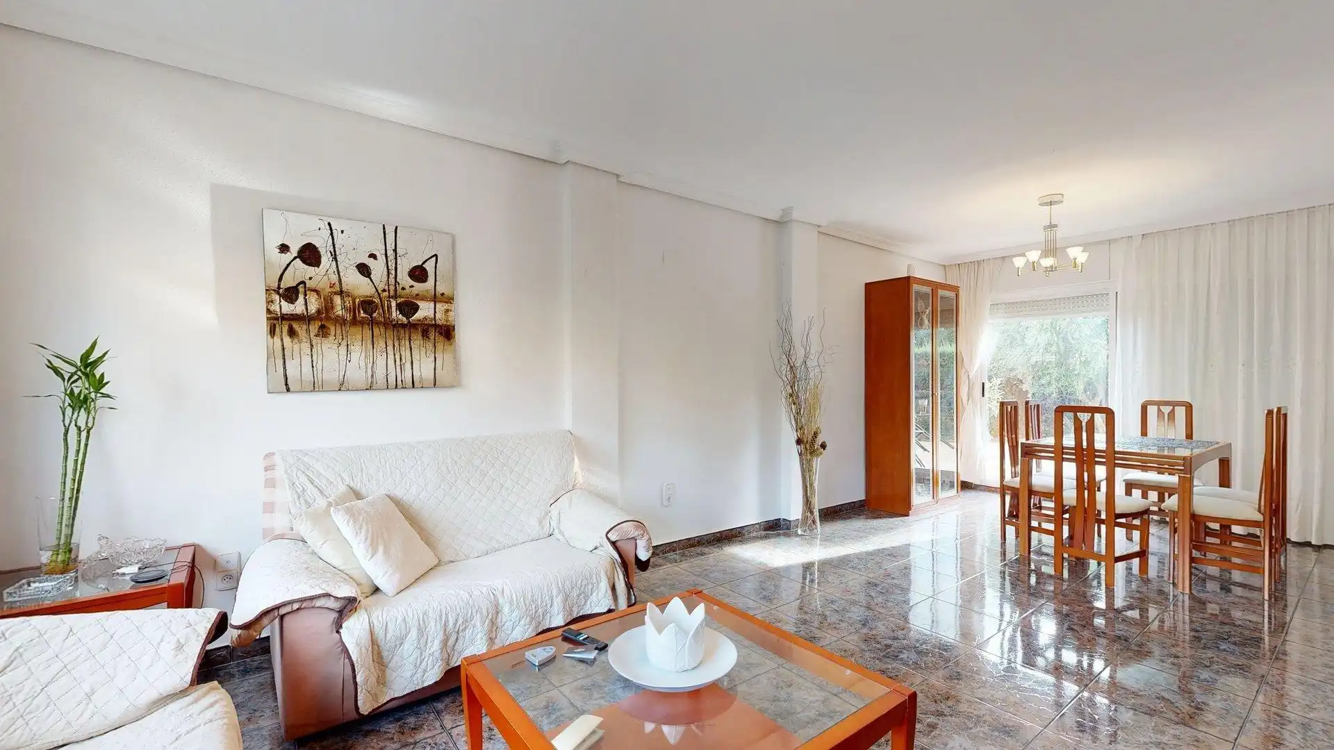 Sala d'estar de Casa adosada en venda en Figueruelas, Zaragoza