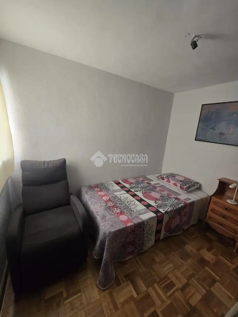 Dormitori de Pis en venda en Madrid