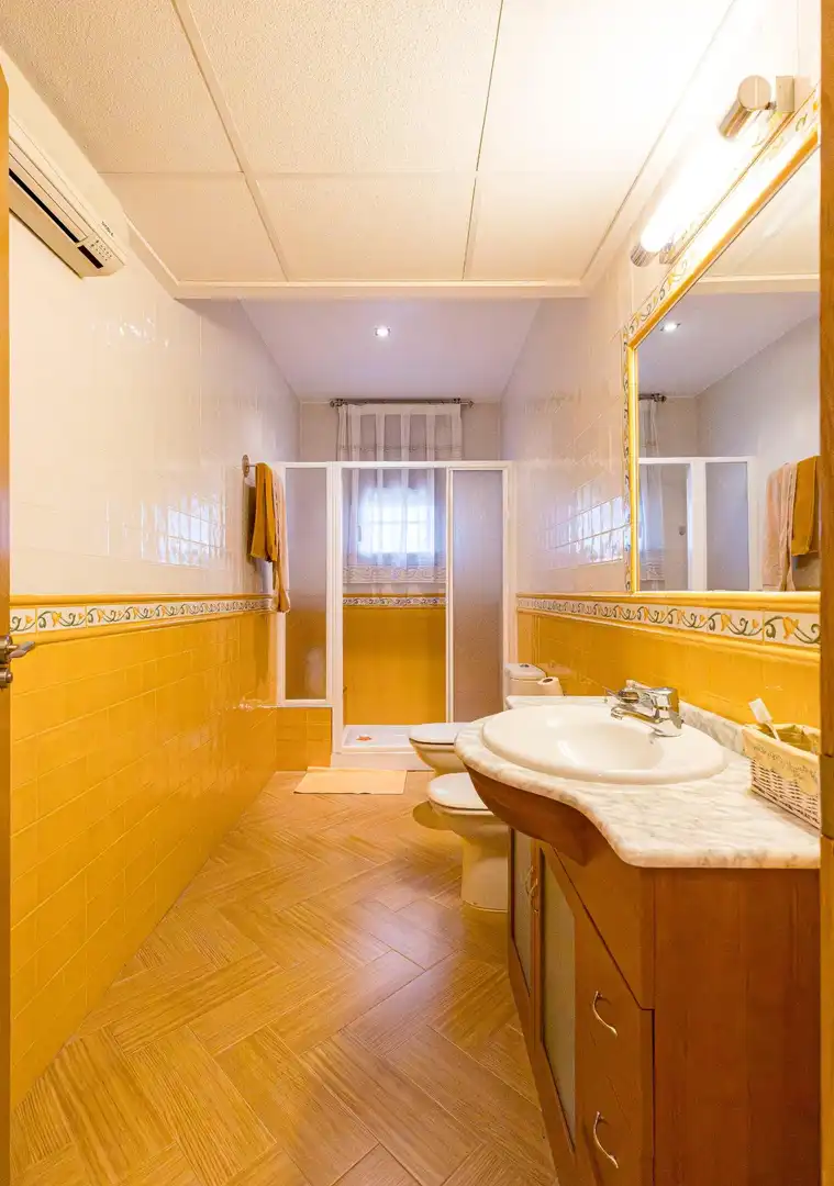 Baño de Casa o chalet en venta en Murcia con Aire acondicionado, Calefacción y Jardín privado