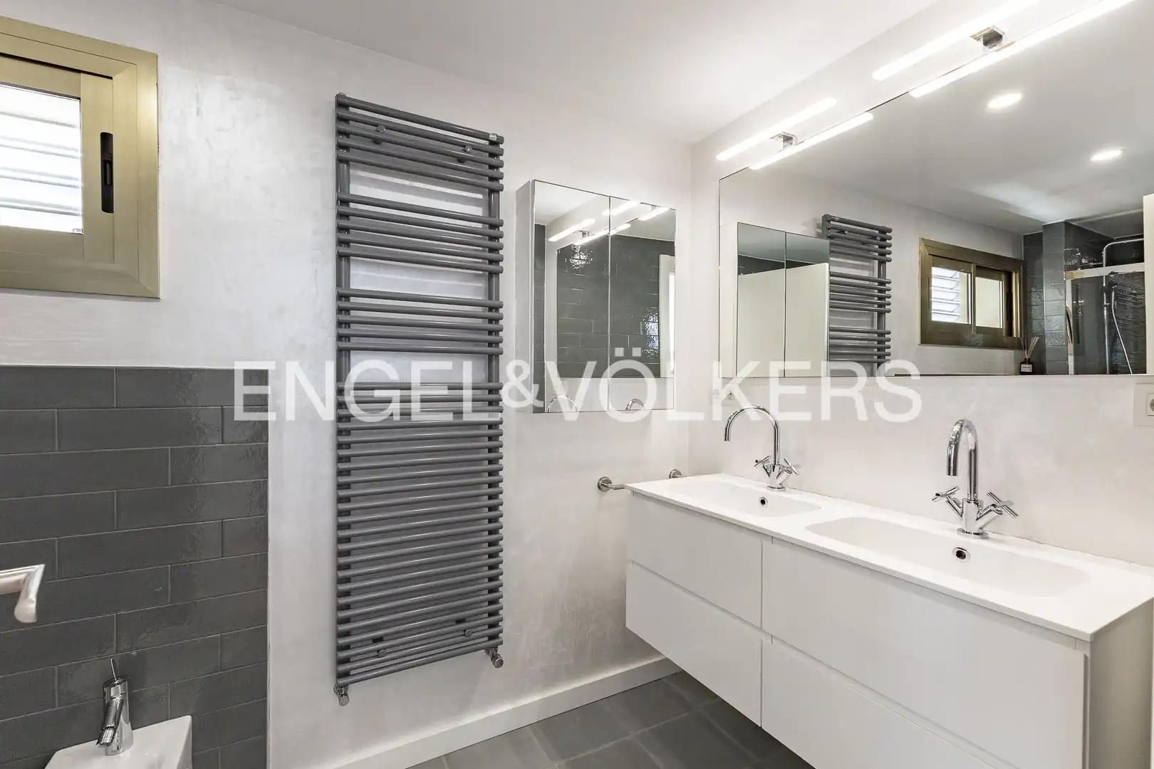 Baño de Piso en venta en Caldes d'Estrac con Aire acondicionado, Calefacción y Jardín privado