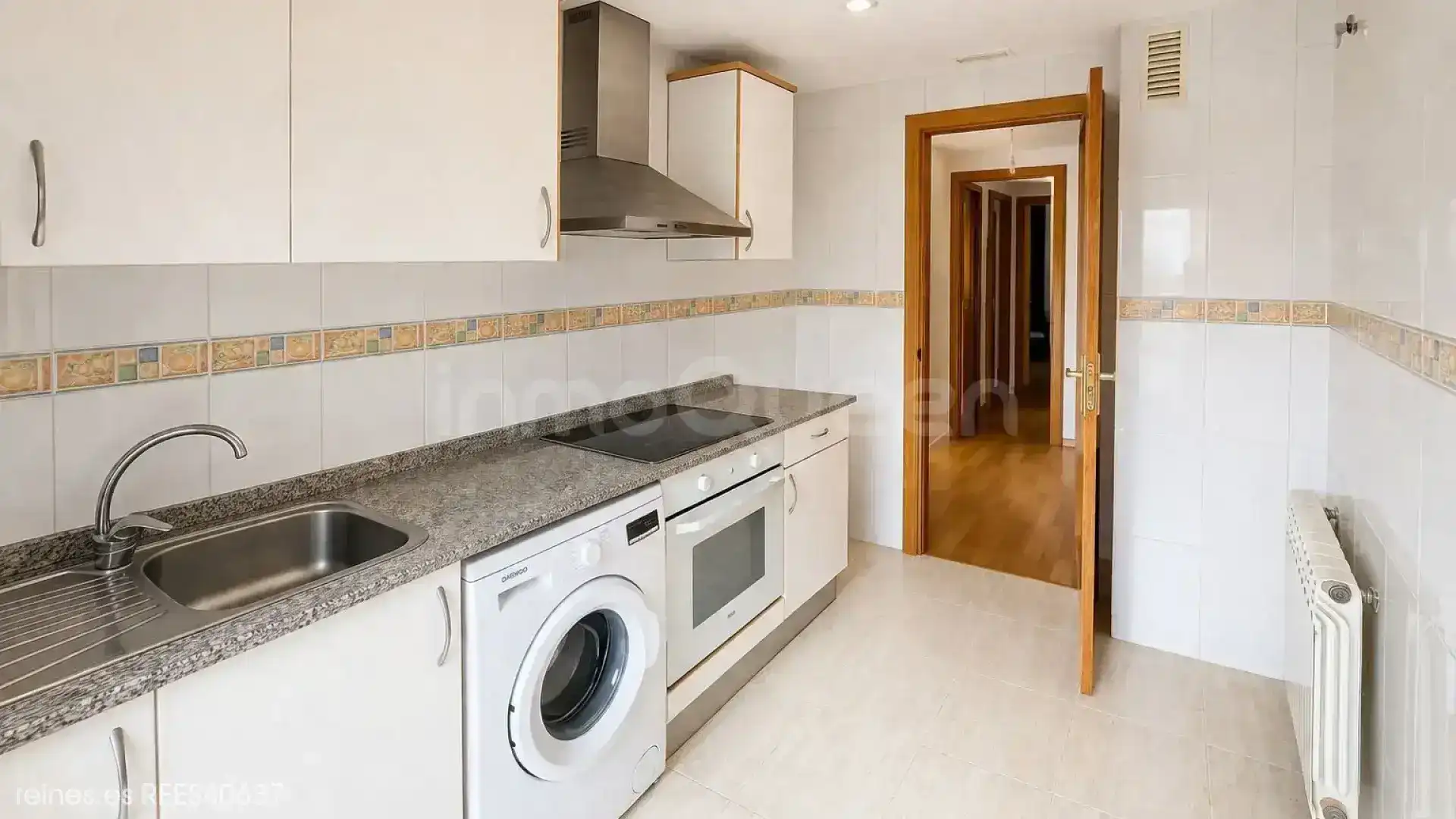 Kitchen of Flat for sale in La Puebla de Alfindén  with Heating and Terrace