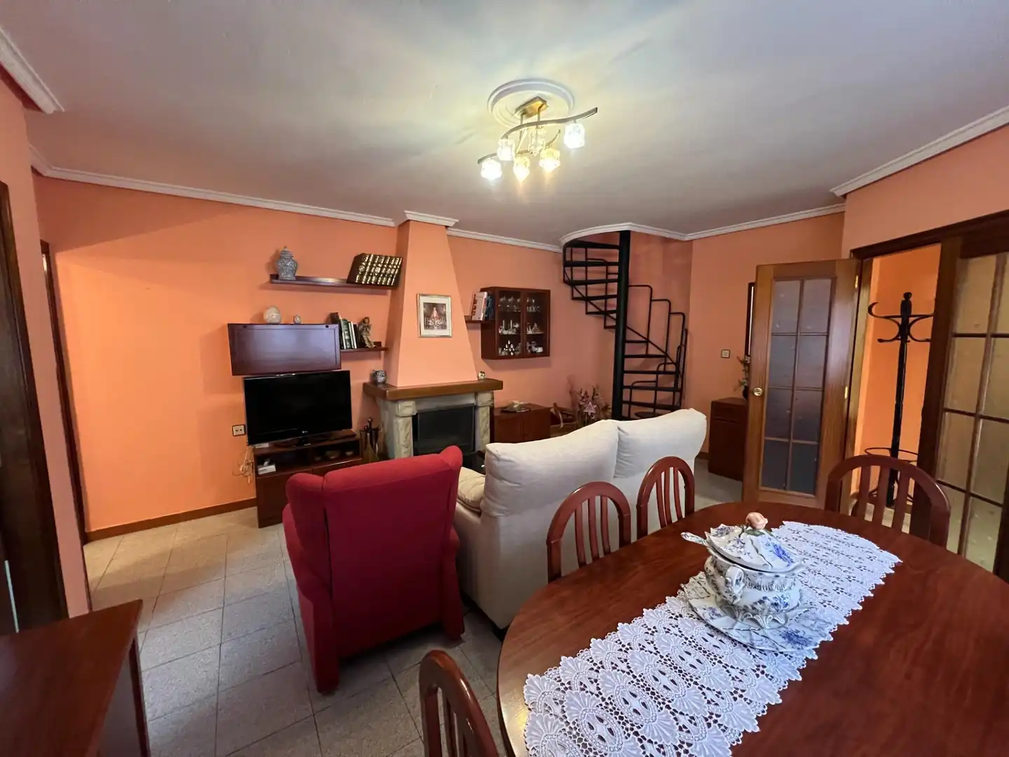Wohnzimmer von Haus oder Chalet zum Verkauf in Arrabalde mit Terrasse, Abstellraum und Möbliert
