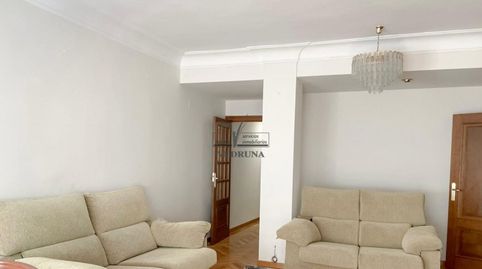 Photo 3 of Flat for rent in Calle de Francisco de Vitoria, Paseo Constitución - Las Damas, Zaragoza Capital