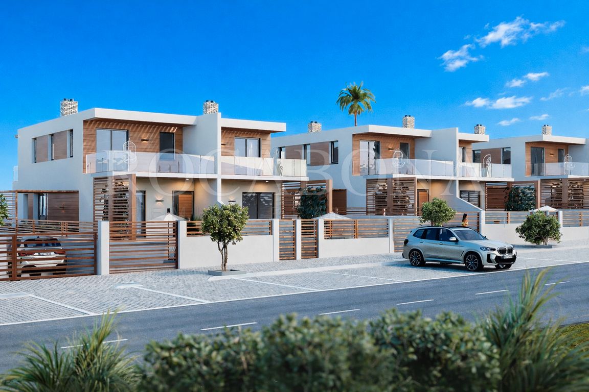 Exterior view of Single-family semi-detached for sale in Cambrils  with Air Conditioner, Heating and Private garden