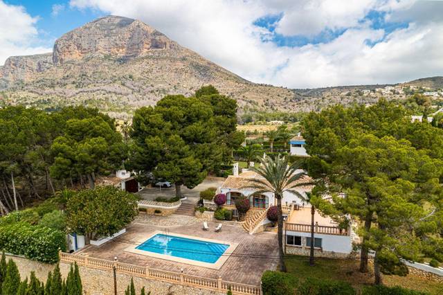 Casa-chalet en Venta en Montgó - Ermita