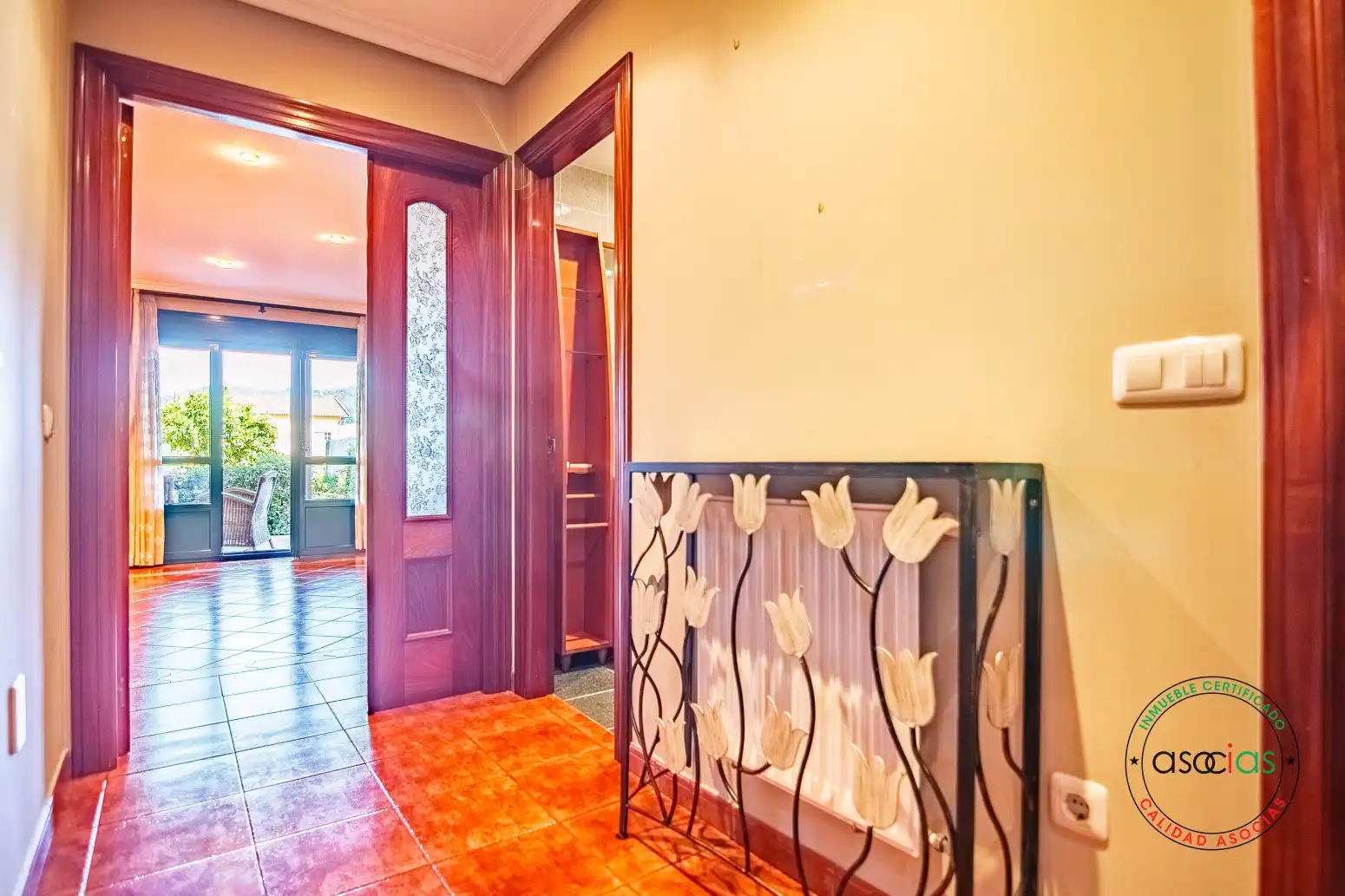 Casa adosada en venta en Grado con Calefacción, Jardín privado y Parquet