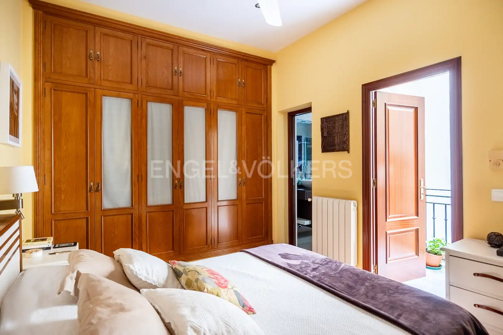 Bedroom of Houses for sale in Sevilla  with Air Conditioner, Heating and Storage room