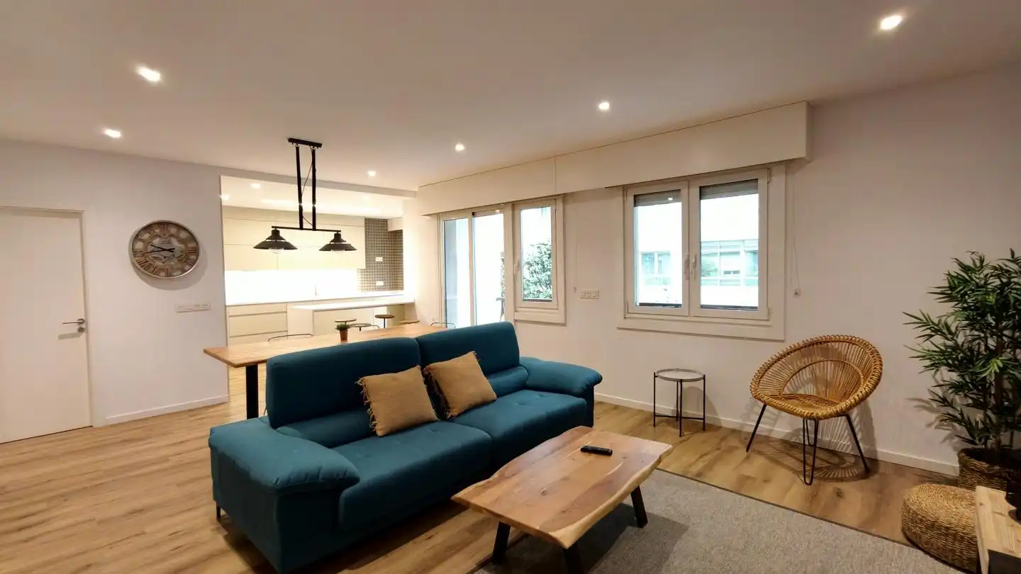 Wohnzimmer von Wohnung zum Verkauf in Santiago de Compostela  mit Heizung und Abstellraum