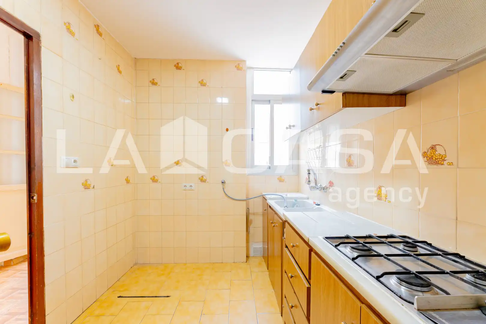Kitchen of Flat for sale in Valencia  with Balcony
