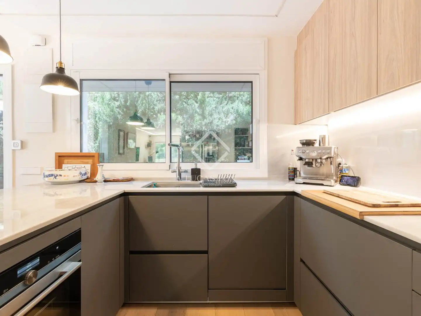 Kitchen of Houses for sale in Sitges  with Air Conditioner, Private garden and Furnished