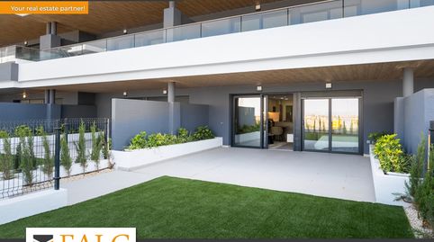 Moderno piso de nueva construcción con amplias zonas exteriores y un confort exclusivo en Torrevieja