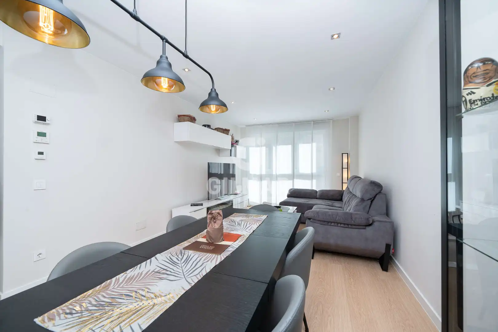 Living room of Flat for sale in Madrid  with Heating, Private garden and Storage room