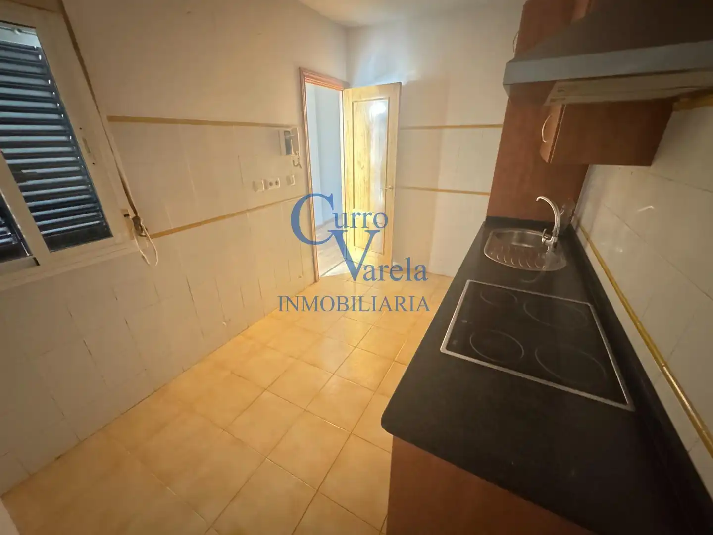 Cocina de Piso en venta en Dos Hermanas con Aire acondicionado
