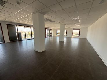 Büro mit Aufzug zur Miete in Norte