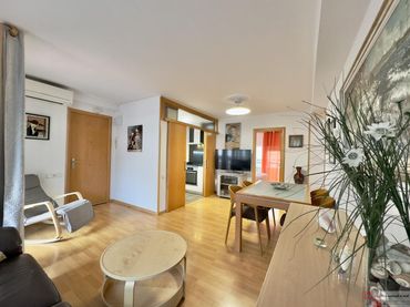 Appartement compact avec balcon à vendre à Bolivar