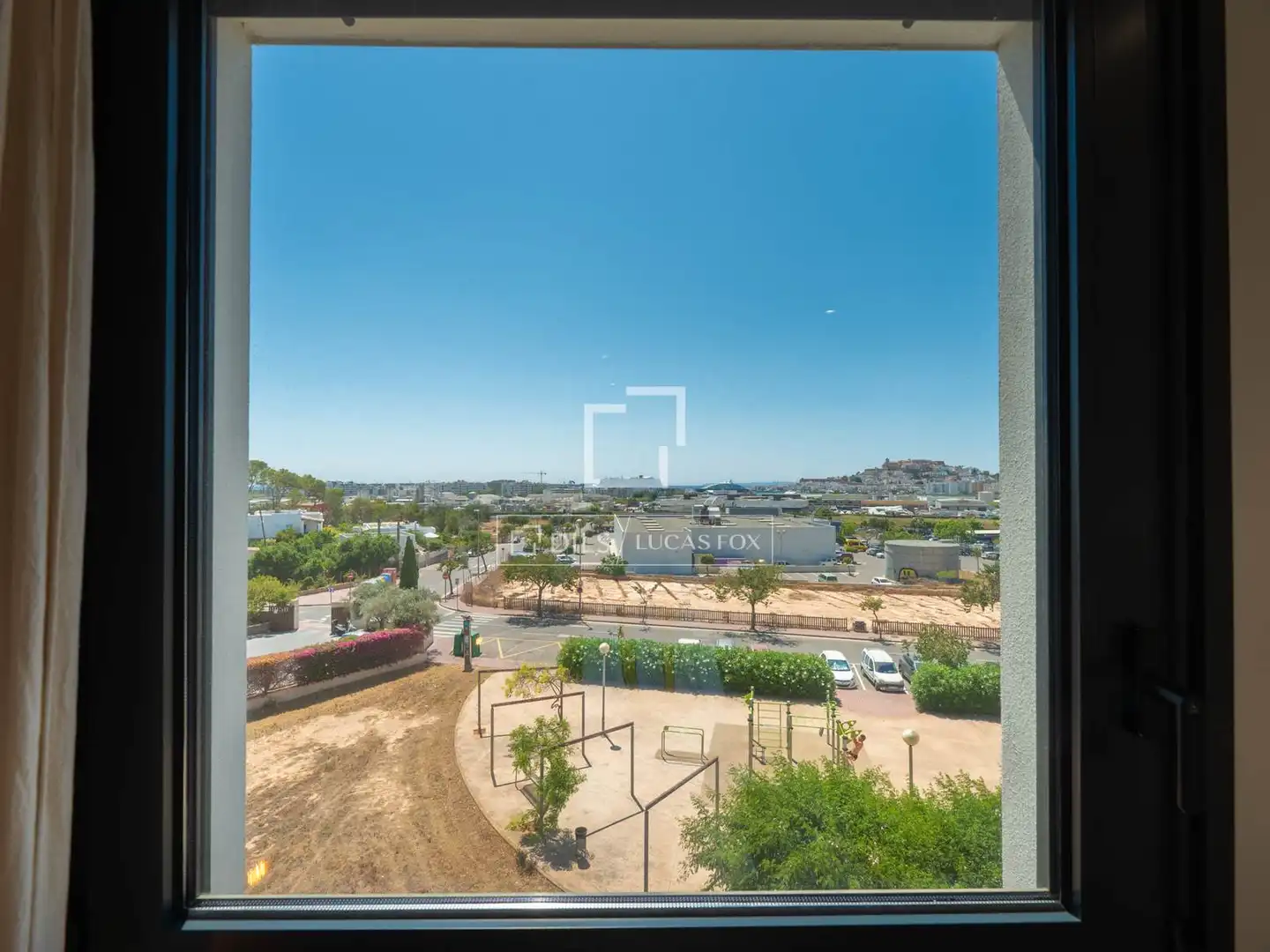 Vista exterior de Piso en venta en Santa Eulària des Riu con Aire acondicionado, Calefacción y Terraza