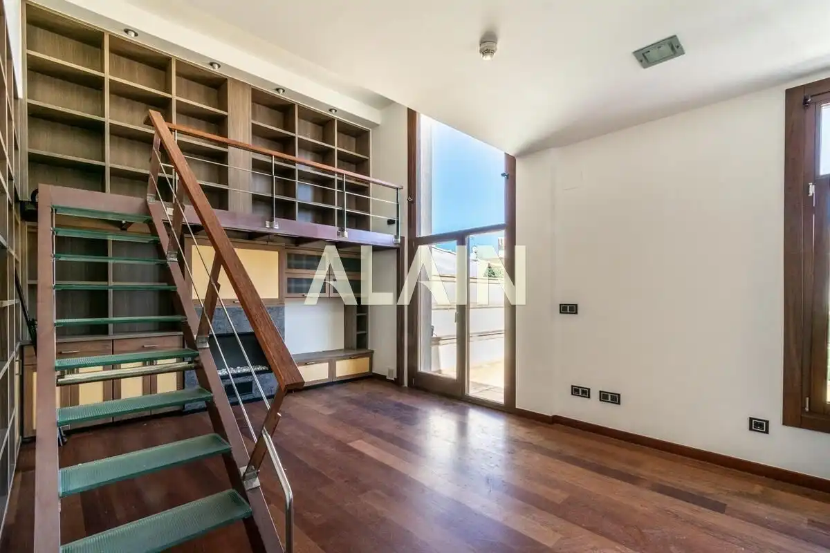 Casa o chalet en venta en L'Alfàs del Pi con Calefacción, Jardín privado y Terraza