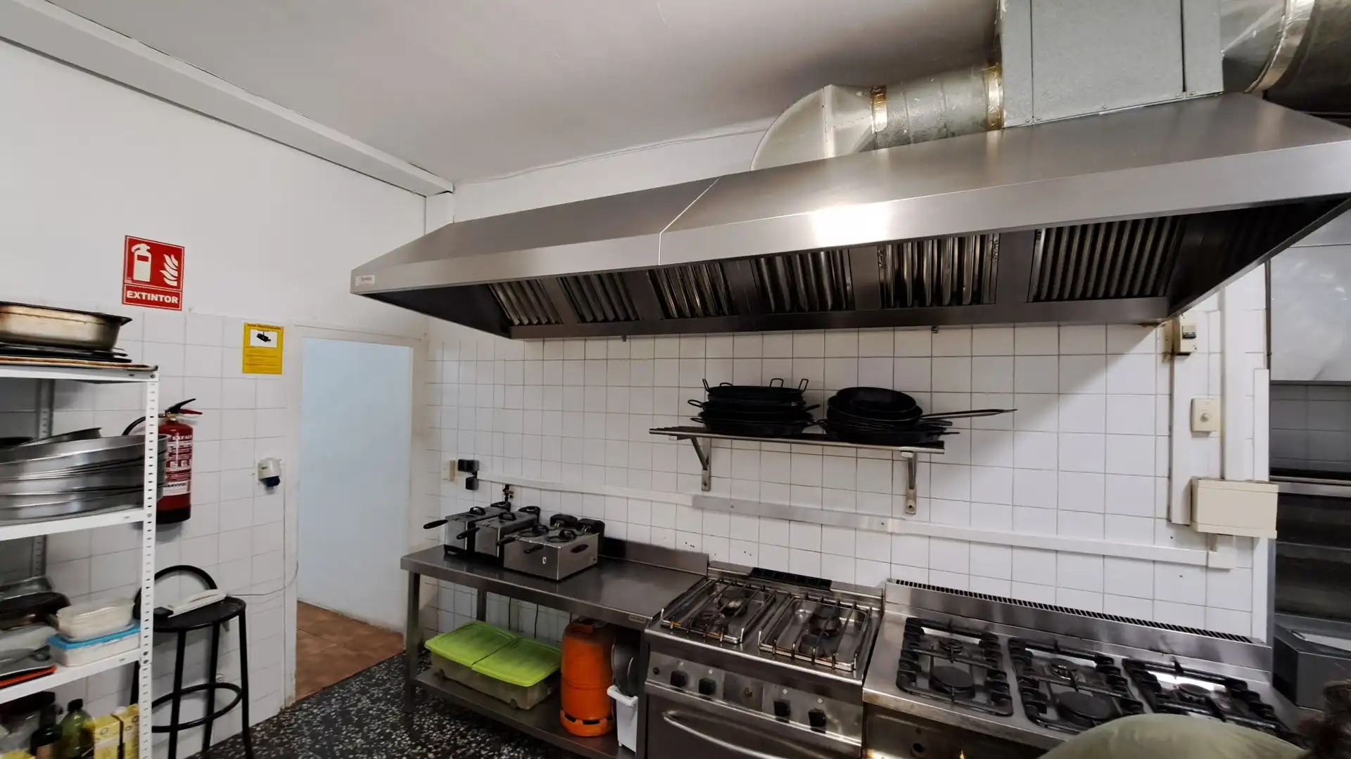 Local comercial en traspaso en Santa Coloma de Cervelló, imagen 6