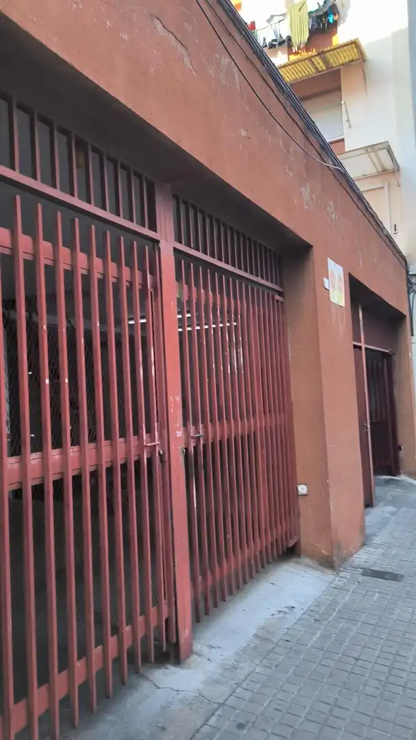 Vista exterior de Garaje en venta en Sabadell