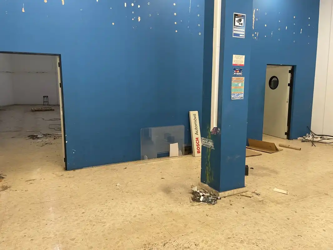 Business premises to rent in Avinguda de València, imagen 18