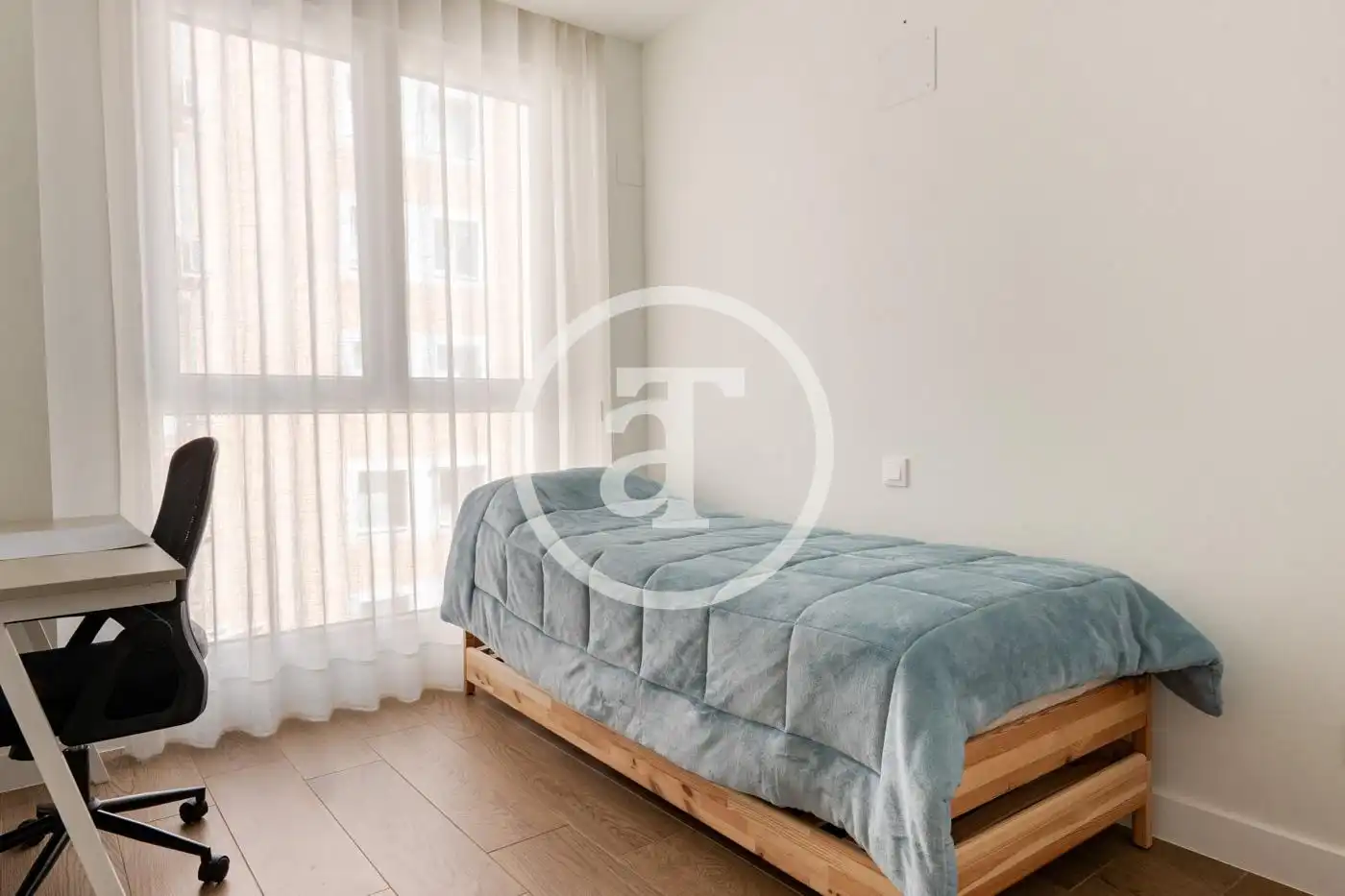Flat for rent in Calle de San Aquilino, Almenara -Ventilla
