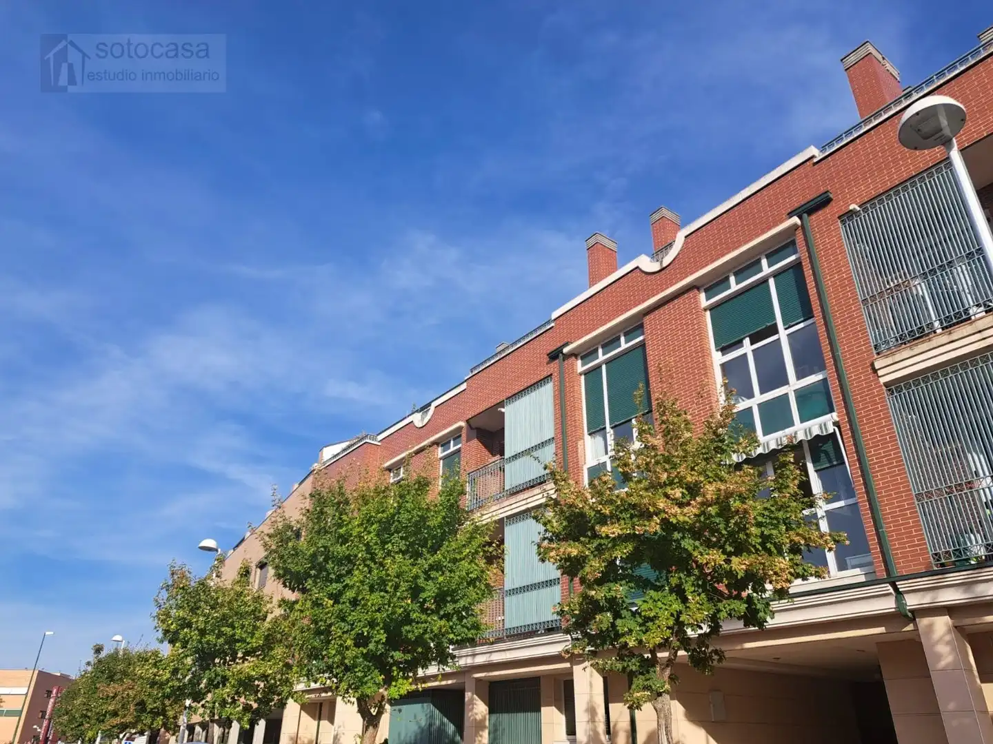 Exterior view of Attic for rent in Valladolid  with Heating, Terrace and Swimming Pool