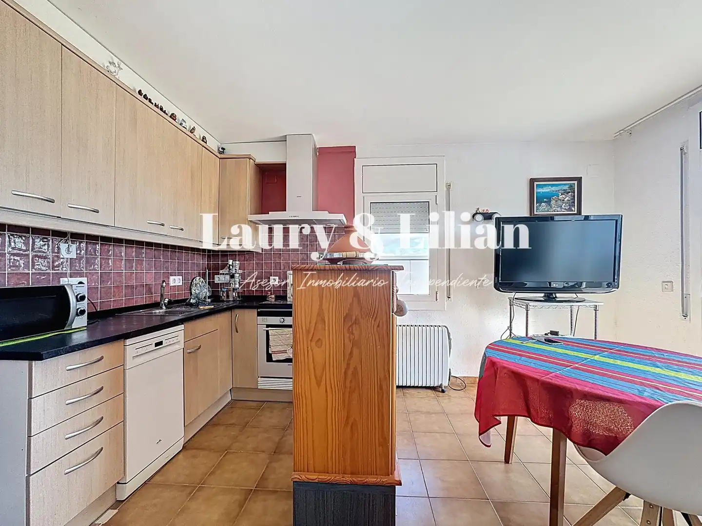 Kitchen of Flat for sale in Empuriabrava  with Balcony and Community pool