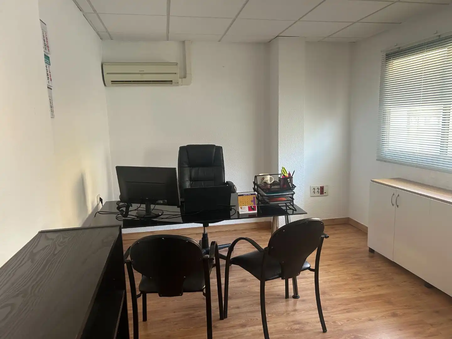 Büro zur Miete in San Cristóbal de la Laguna mit Möbliert und Internet