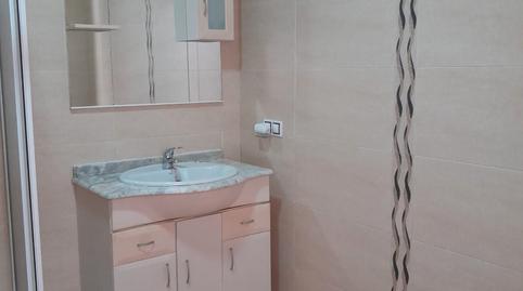 Foto 4 de Planta baixa en venda a Calle Granada, 22, Baza, Granada