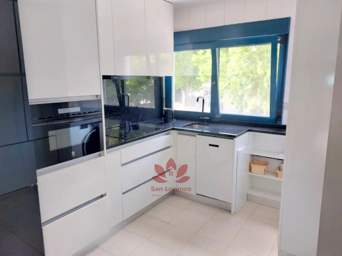Cocina de Piso en venta en Madrid con Aire acondicionado y Trastero