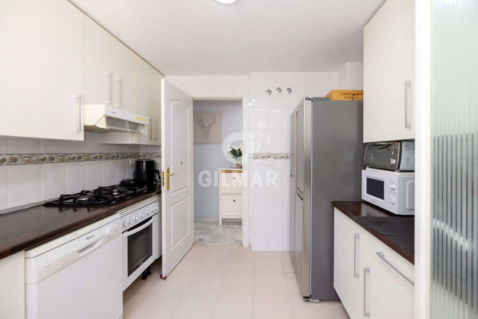 Cocina de Piso en venta en Casares con Jardín privado, Trastero y Piscina