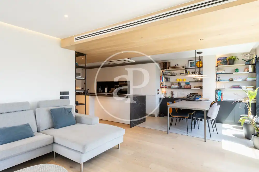 Living room of Flat for rent in Valencia  with Air Conditioner, Heating and Terrace