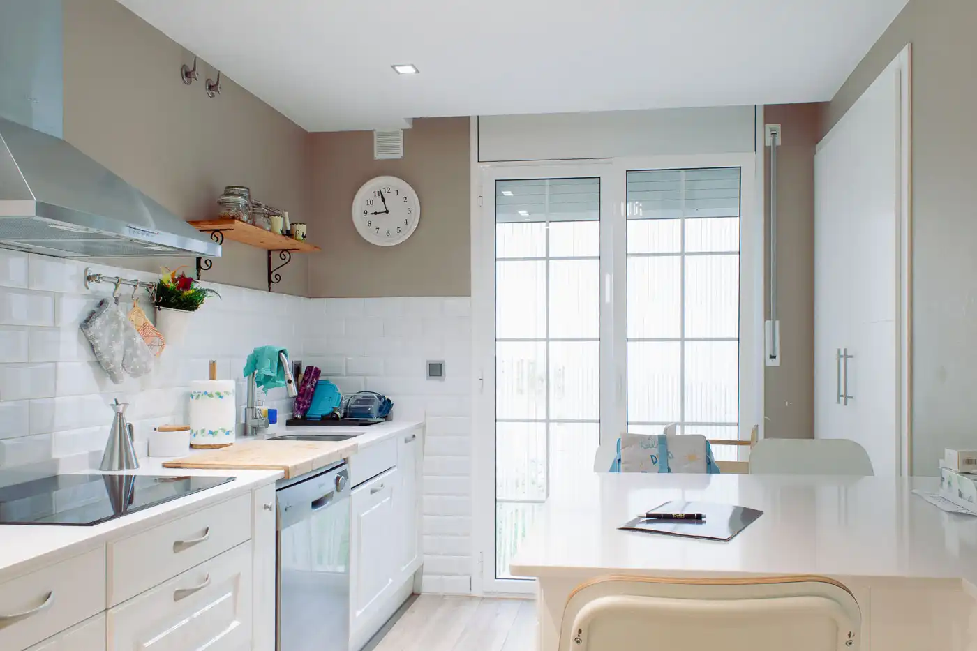 Cocina de Casa o chalet en venta en Roda de Berà con Aire acondicionado, Calefacción y Jardín privado