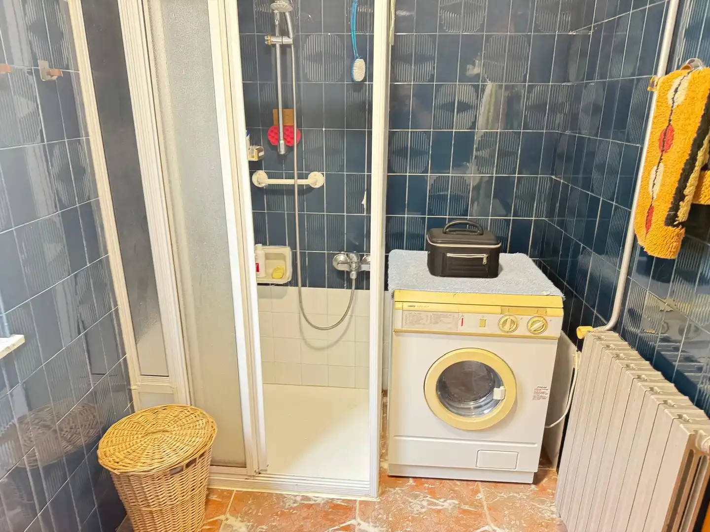 Bany de Casa o xalet en venda en Urdiales del Páramo amb Calefacció, Traster i Internet