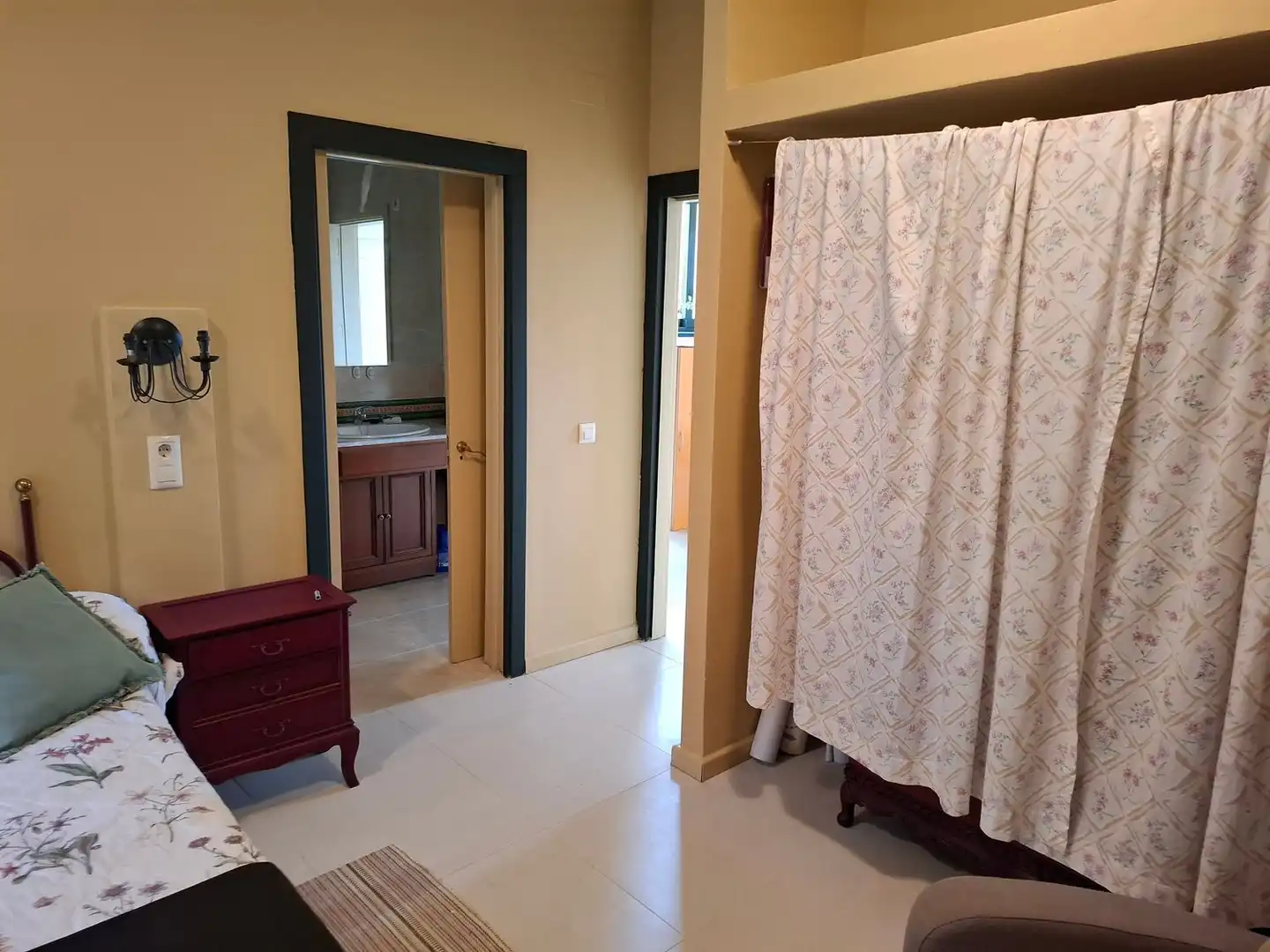 Flat for rent in Cenlle, Ourense