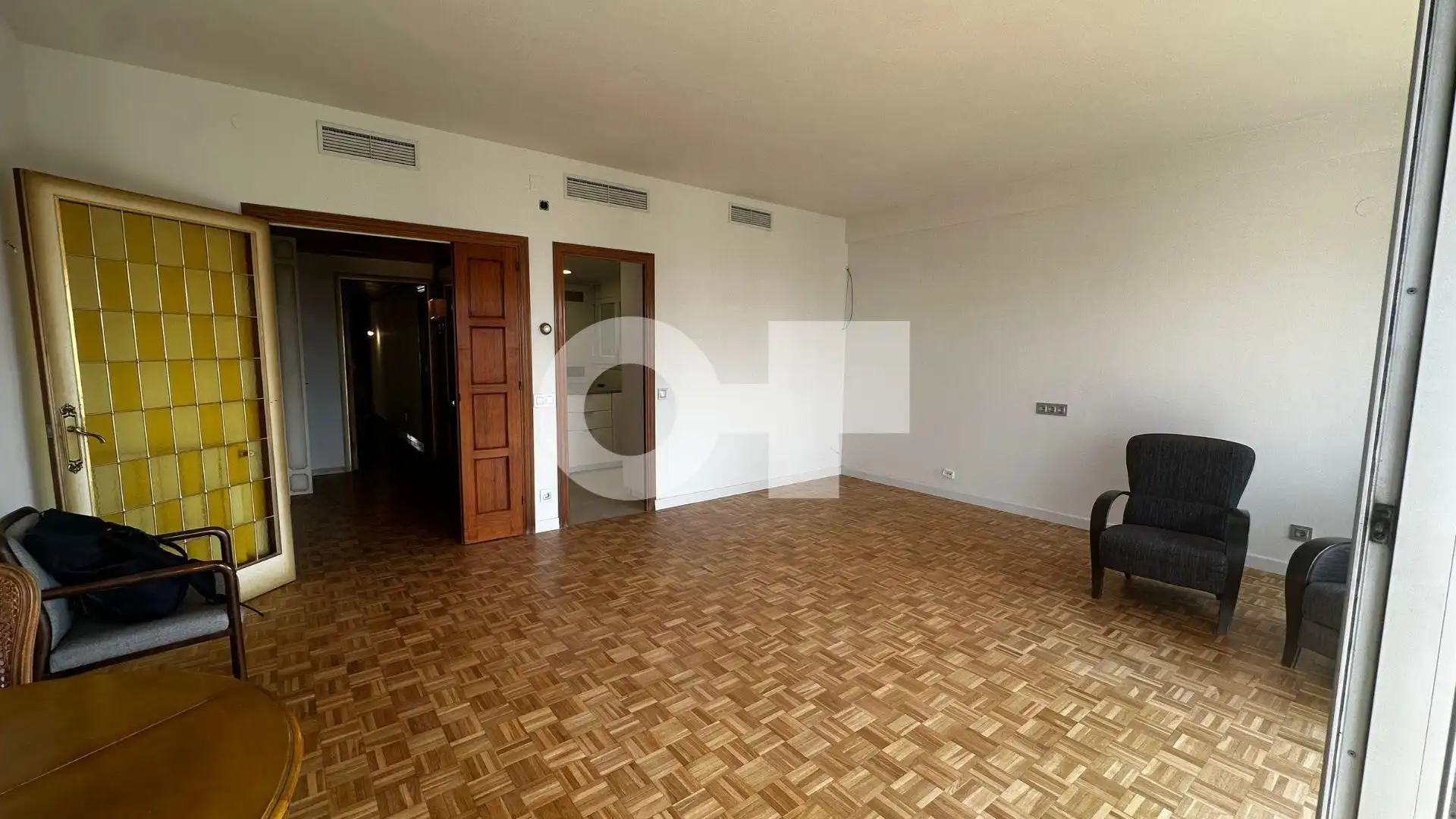 Wohnzimmer von Wohnung zur Miete in Barcelona mit Parkett, Terrasse und Alarm