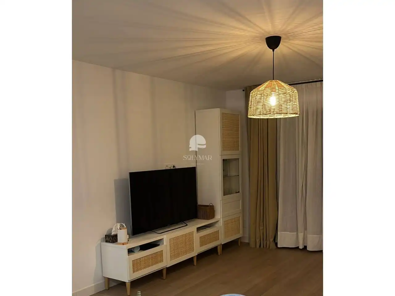 Sala d'estar de Pis de lloguer en Vélez-Málaga amb Aire condicionat, Terrassa i Moblat