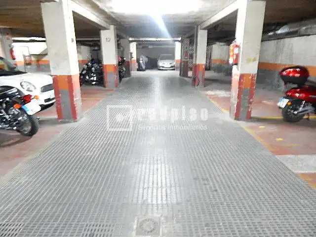 Parkplatz von Garage zum Verkauf in Madrid