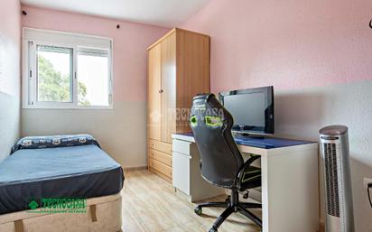 Bedroom of Flat for sale in  Almería Capital