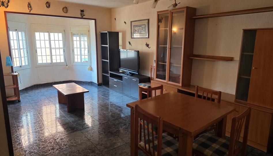 Foto 1 de Pis en venda a Carrer Santiago Apòstol, La Torrassa, Barcelona