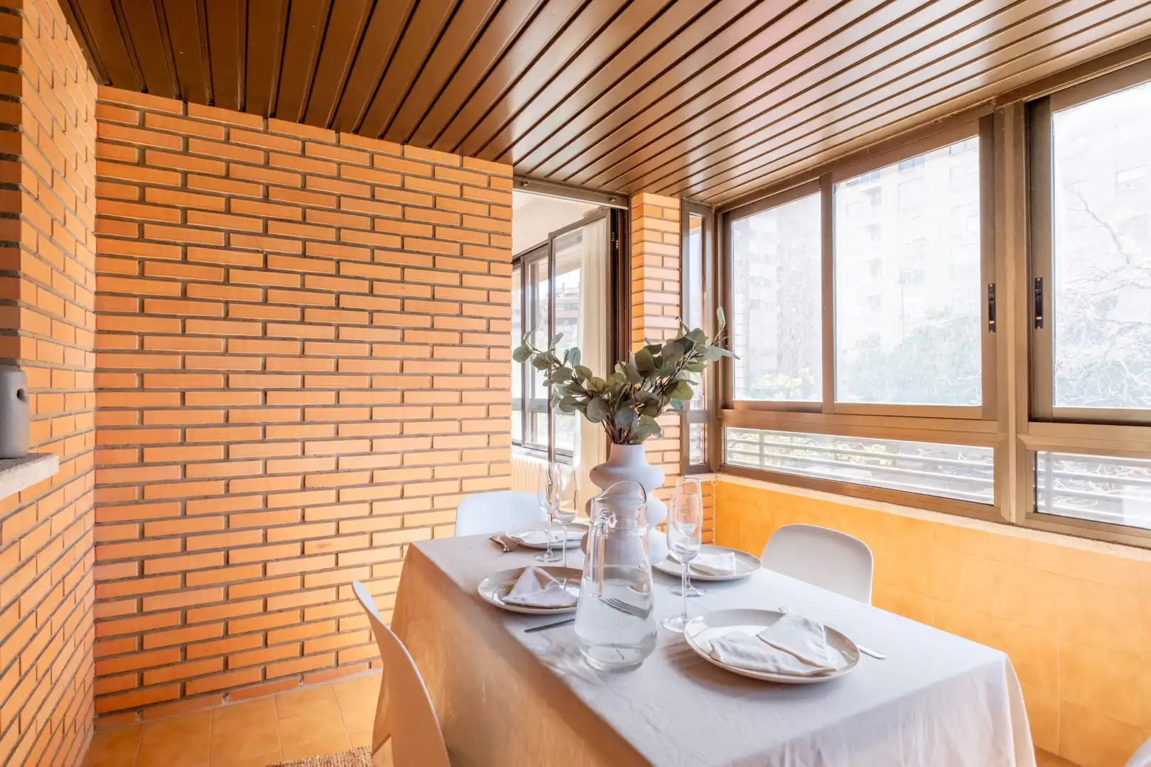 Dining room of Flat for sale in Zaragoza  with Air Conditioner, Heating and Parquet flooring