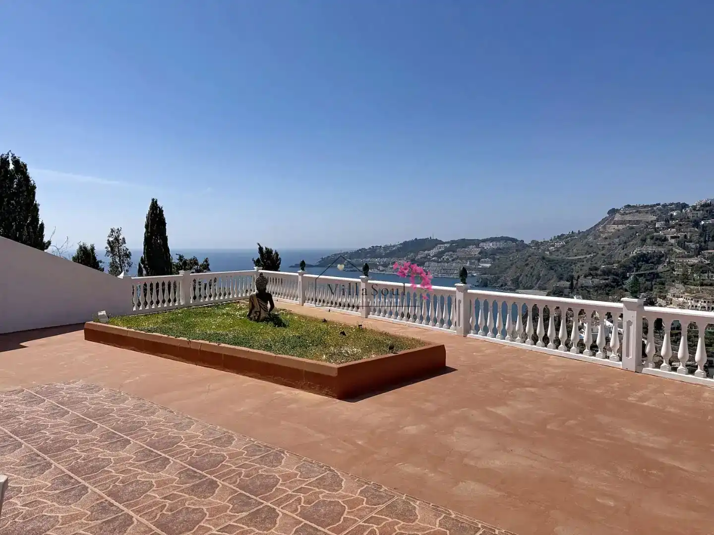 Terrassa de Casa o xalet en venda en Almuñécar amb Aire condicionat, Piscina i Balcó