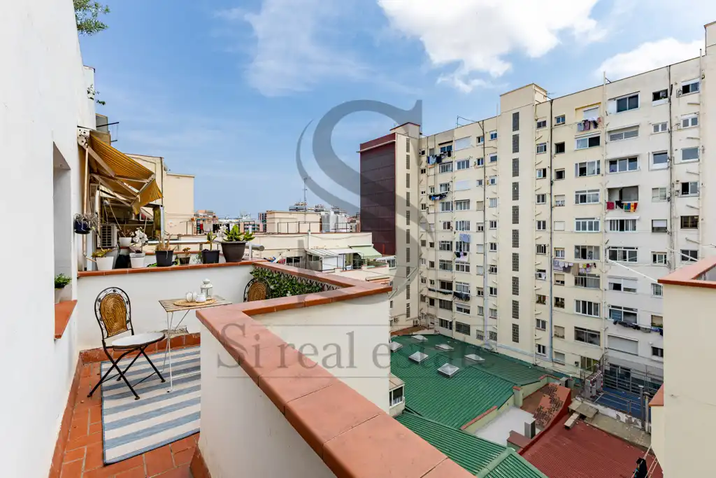 Exterior view of Study for sale in Barcelona  with Terrace