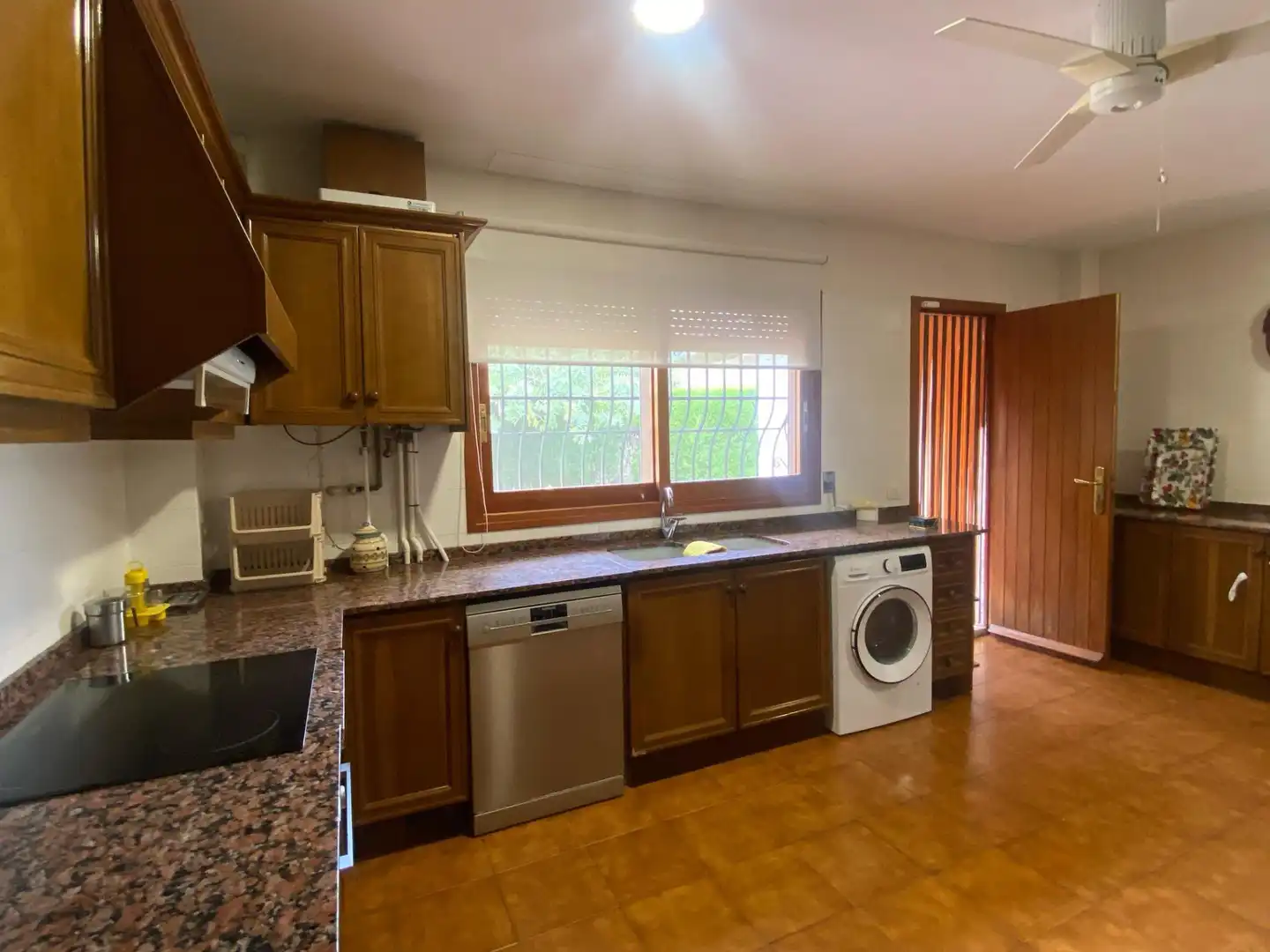 Kitchen of Houses for sale in Torrent  with Air Conditioner, Heating and Terrace