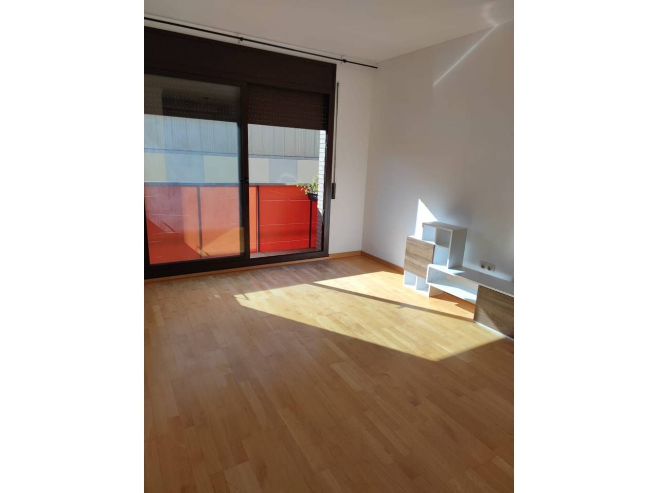 Pis de lloguer a Pasaje Montserrat Roig, Ca n'Anglada