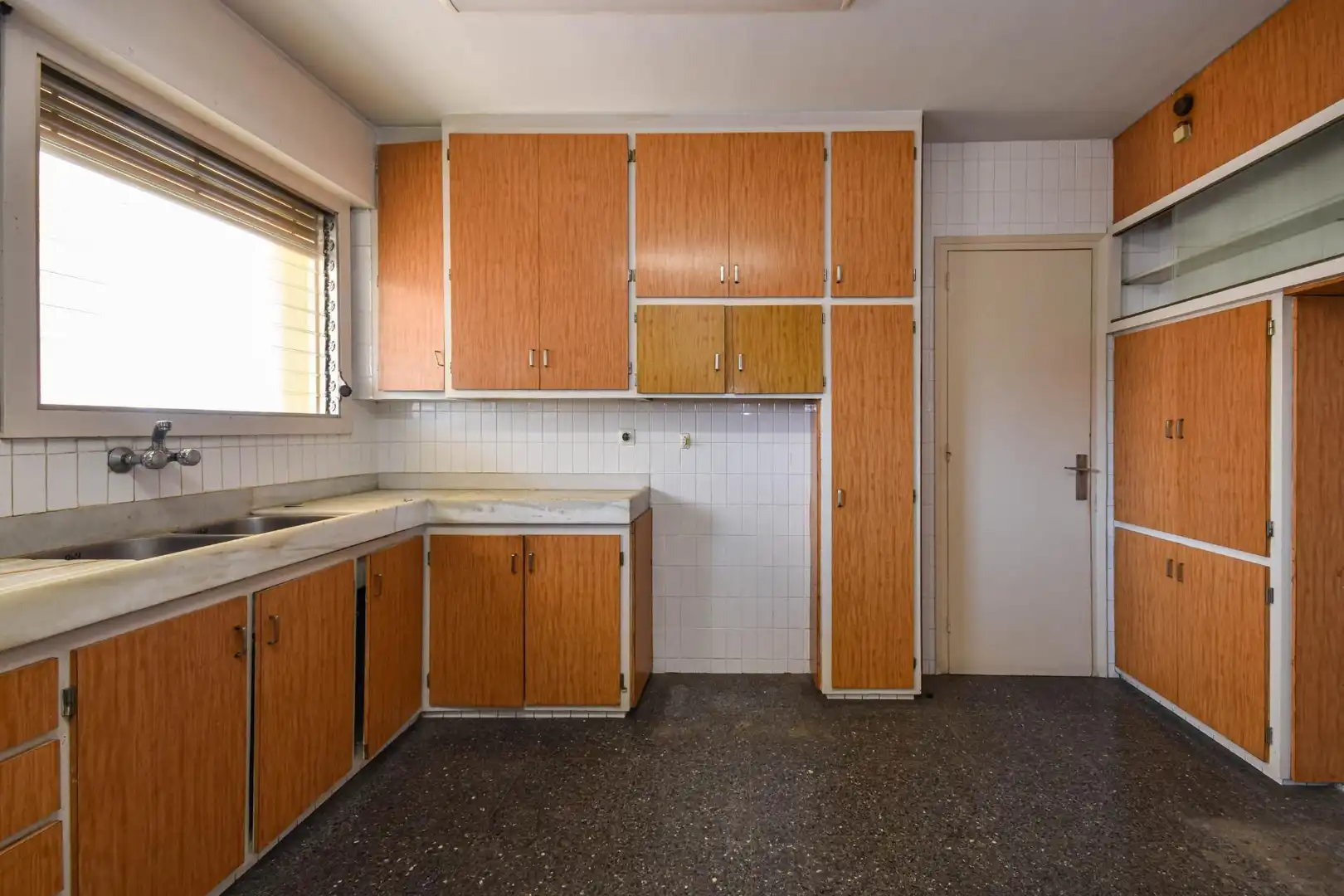 Cuina de Pis en venda en Terrassa amb Aire condicionat, Calefacció i Traster