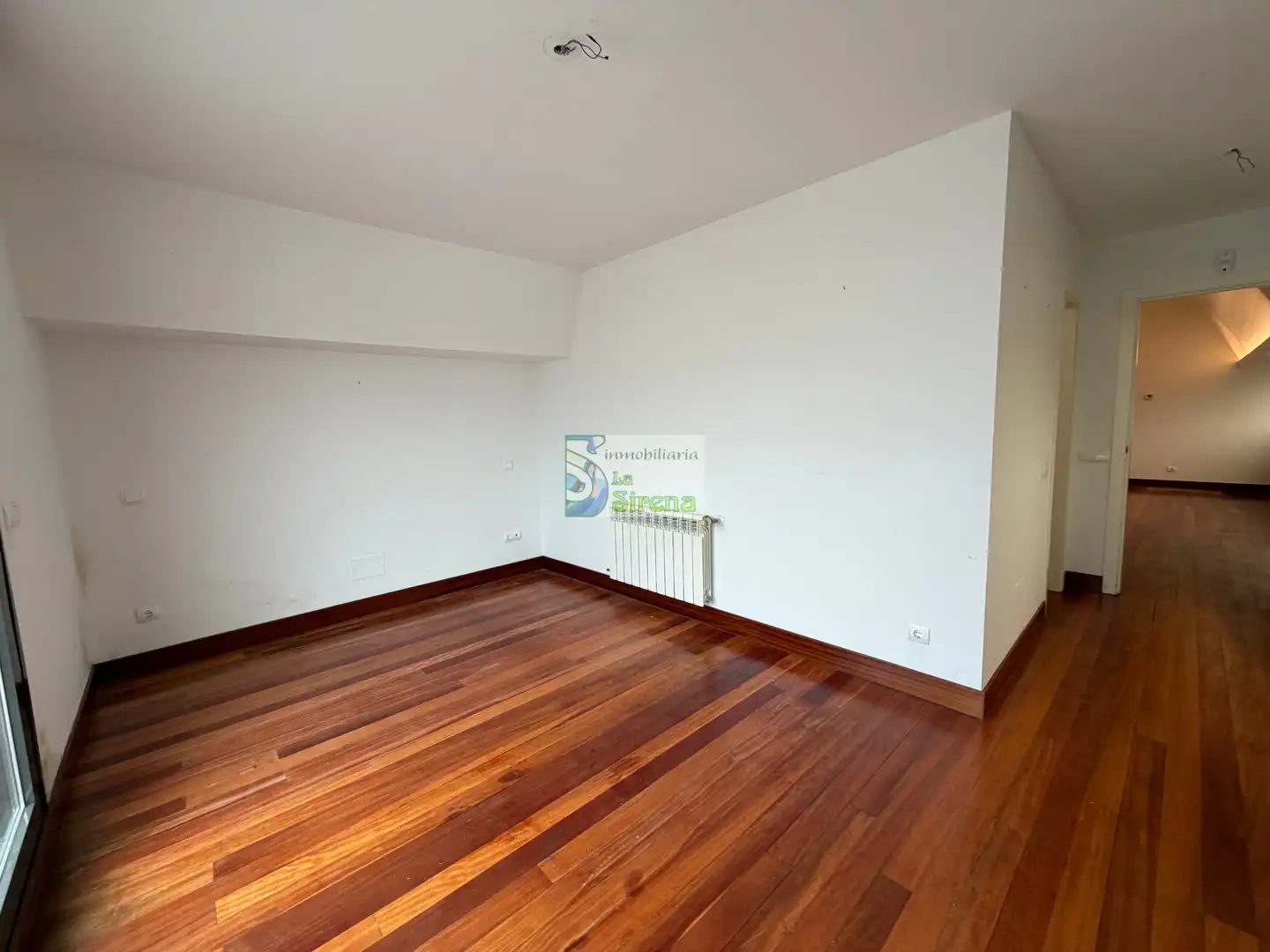 Habitación de Piso en venta en Castro-Urdiales con Calefacción, Terraza y Piscina