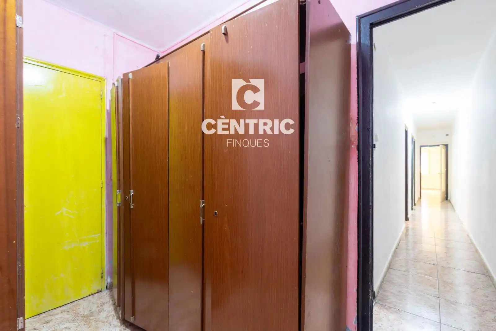 Flat for sale in Egara